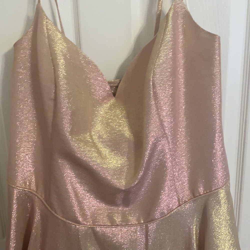 Pink shimmering long dress size 20 - Picture 4 of 8